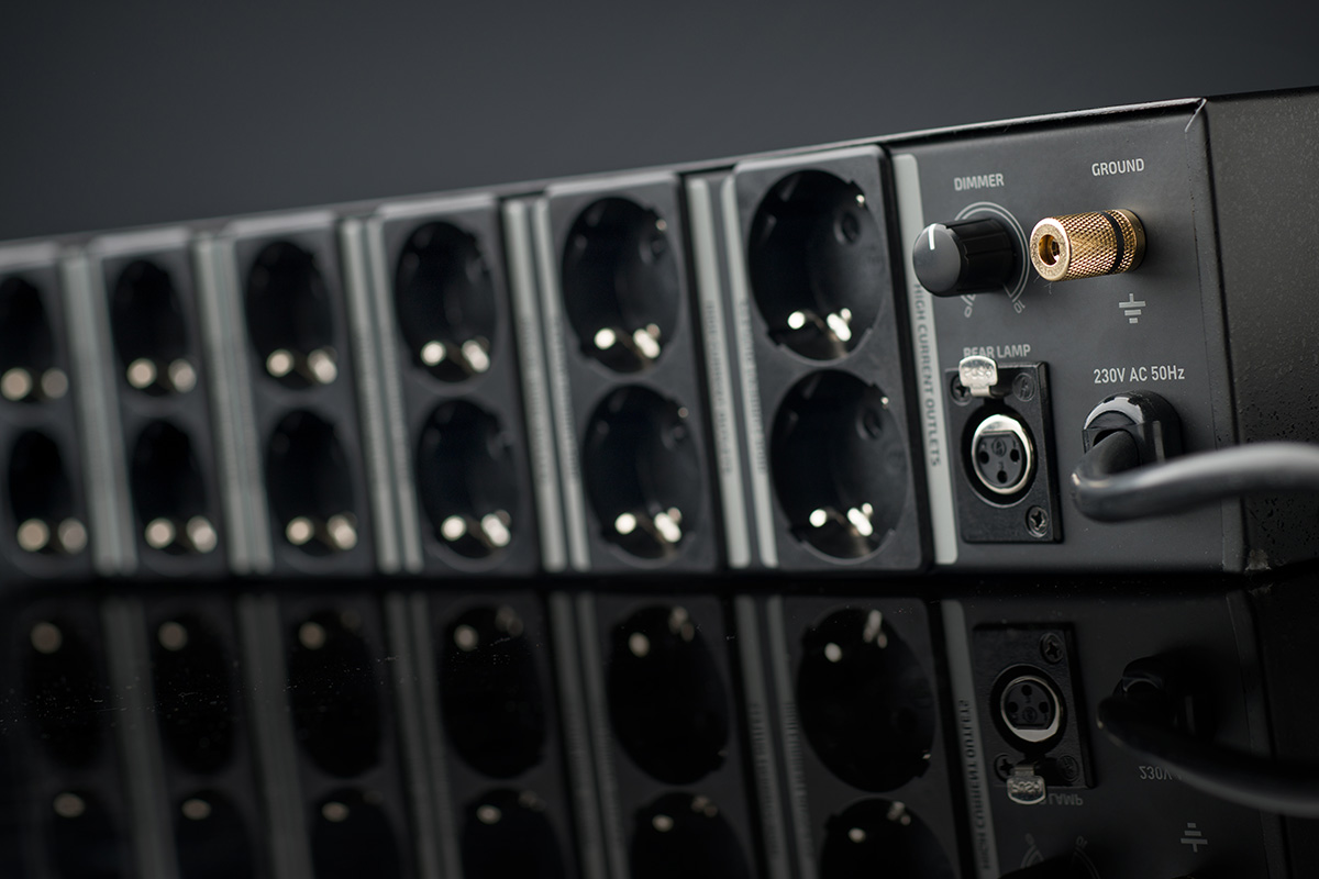 Black Lion Audio PG-2 Type F | Power Conditioner 4